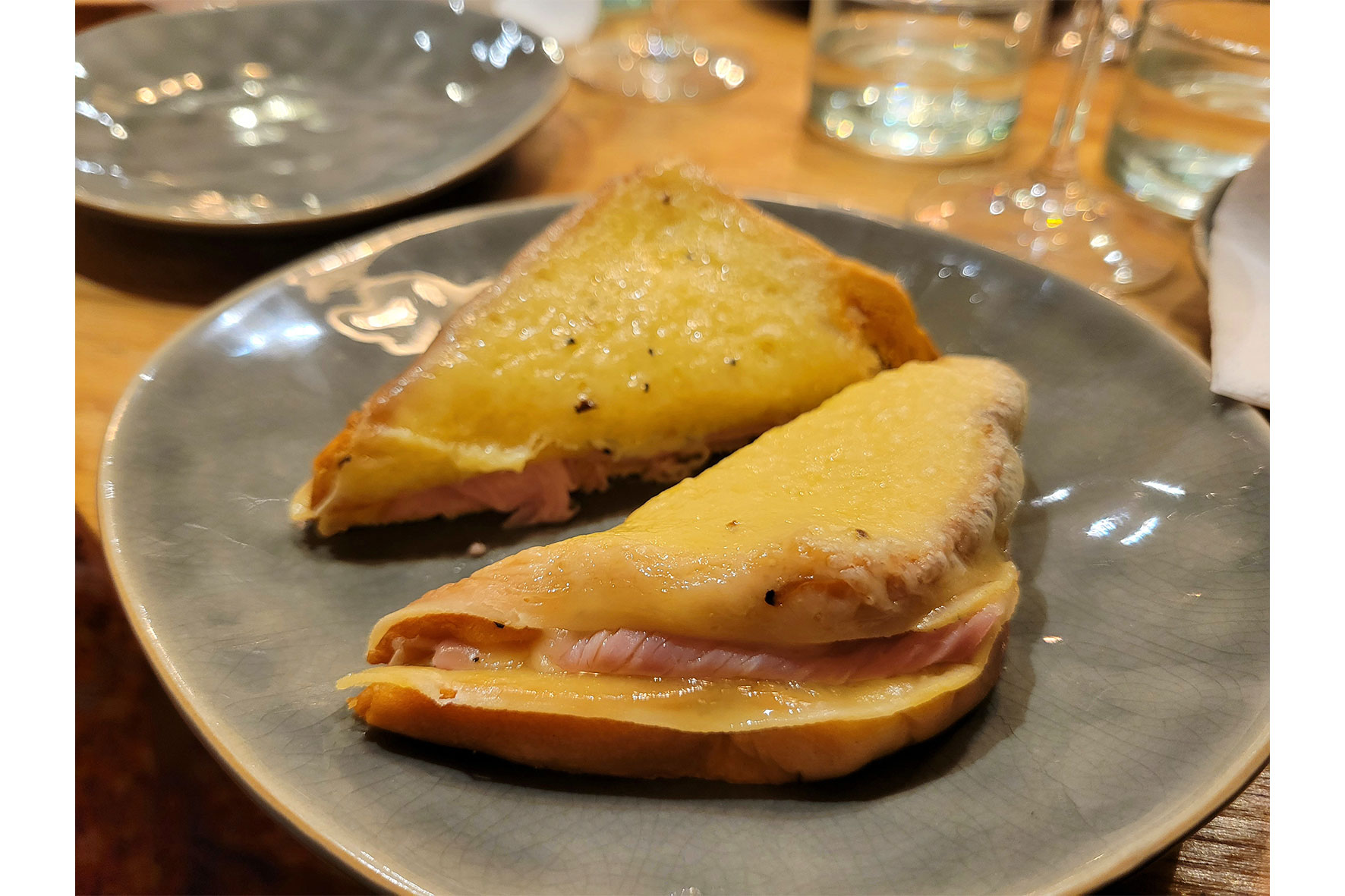Le croque jambon truffé - les Furies Douces - Crédit Photo : @Camille in Bordeaux