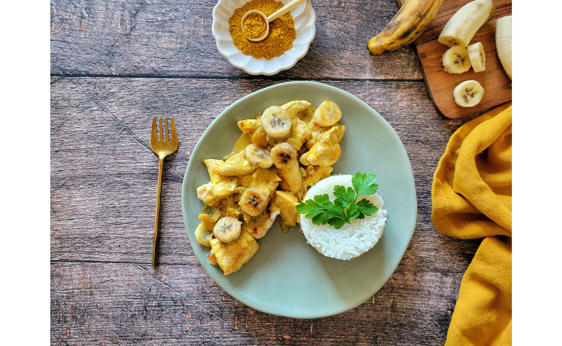 Le poulet banane curry : une recette sucrée et salée