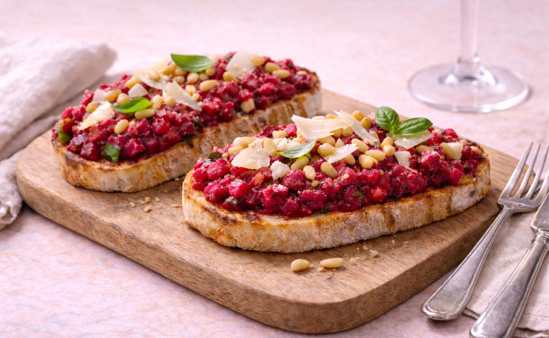 Tartines de pesto de betterave