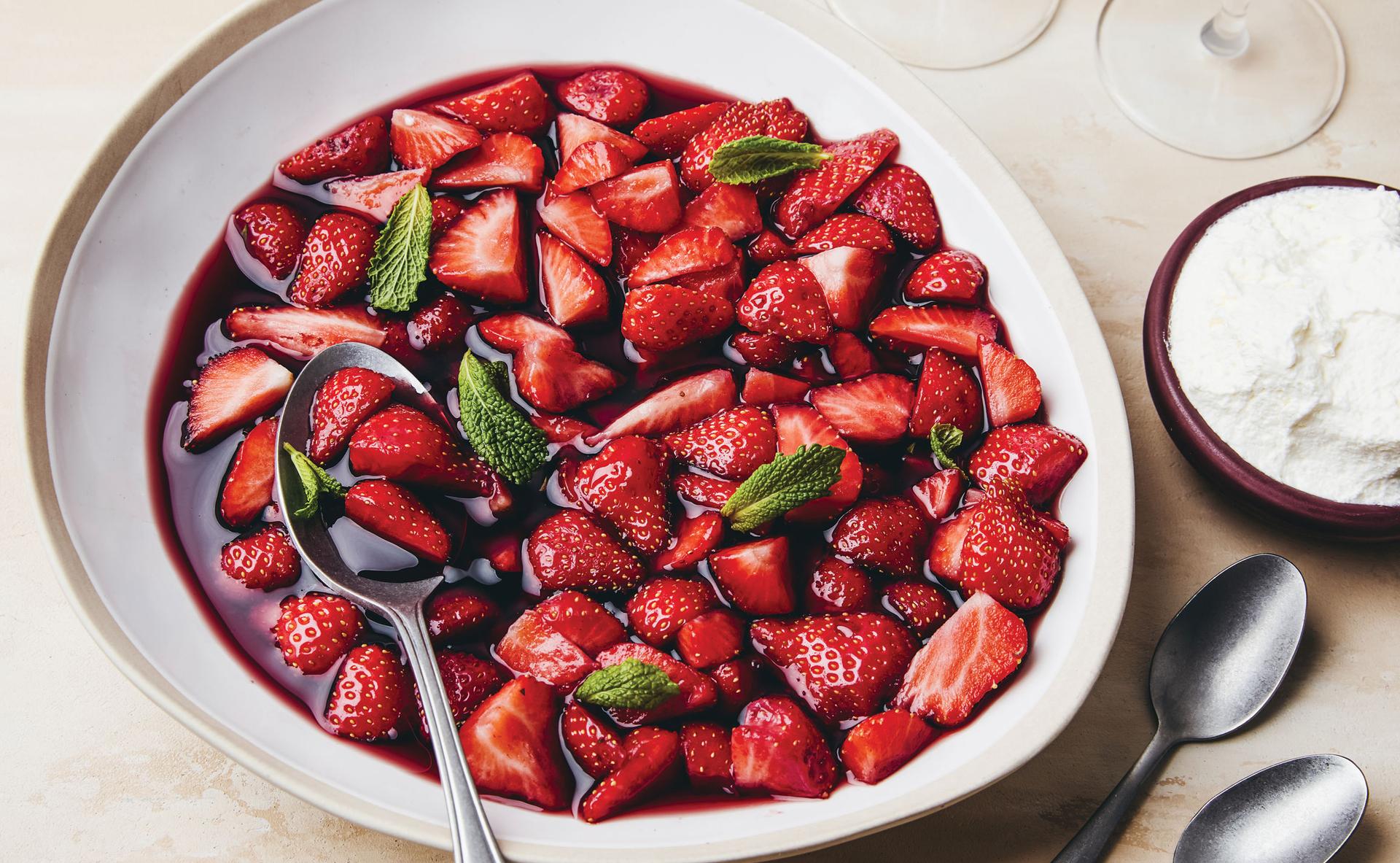 Fraises au vin rouge