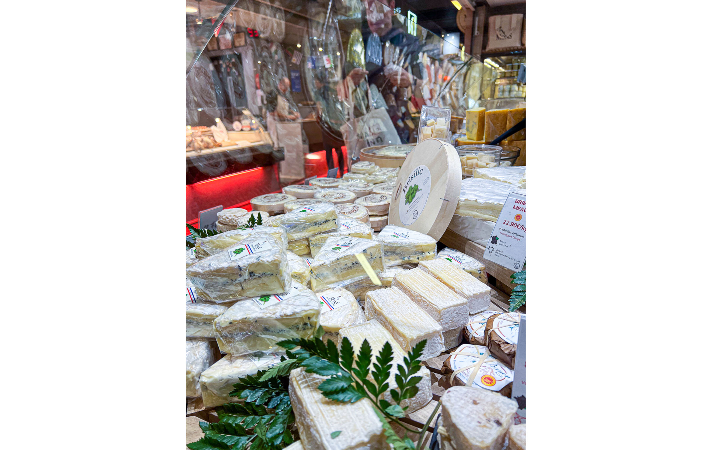 Les fromages Mont aux Halles de Lyon Paul Bocuse