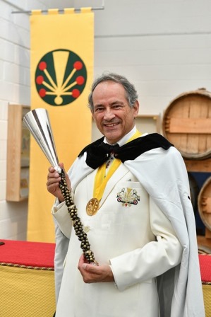 Le commandeur Bruno Paillard - crédit photo @Ordre des Coteaux de Champagne