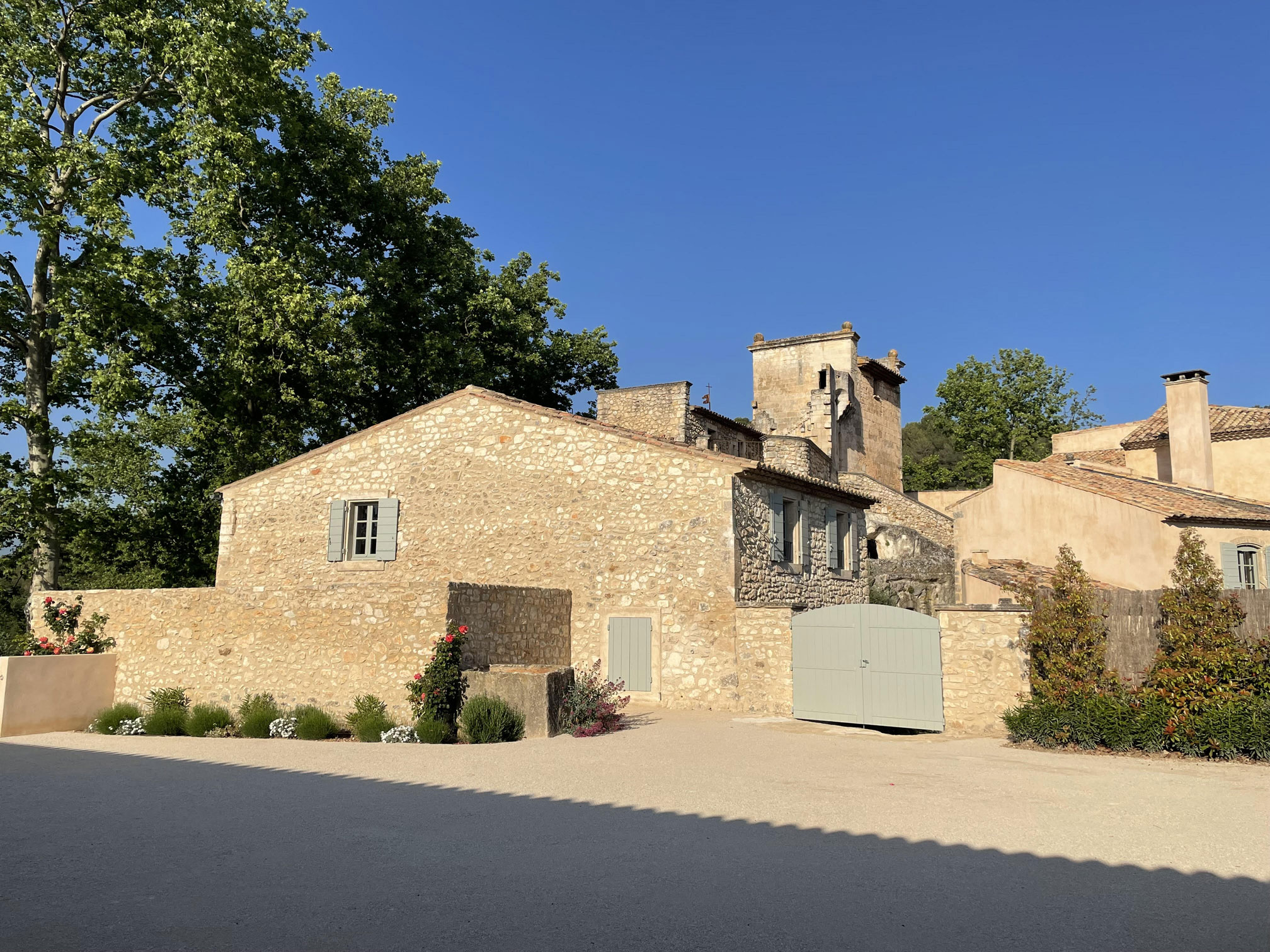 Le Château de Mille, répertorié dès 1238, est le plus ancien domaine viticole du Luberon - Crédit : Château de Mille
